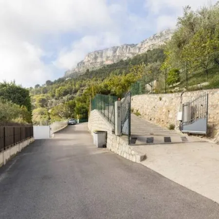 Holiday home Location 2 Pieces Sur A 3km De Monaco *